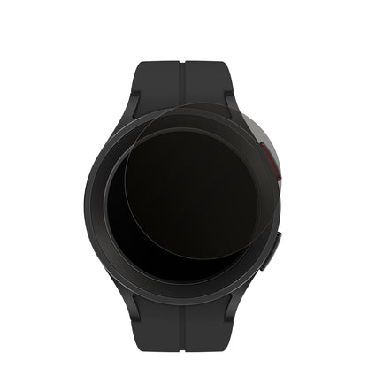 SamsungGalaxy Watch 5 Pro mit aufgebrachtem dipos Displayschutz, der seitliche Einblicke blockiert