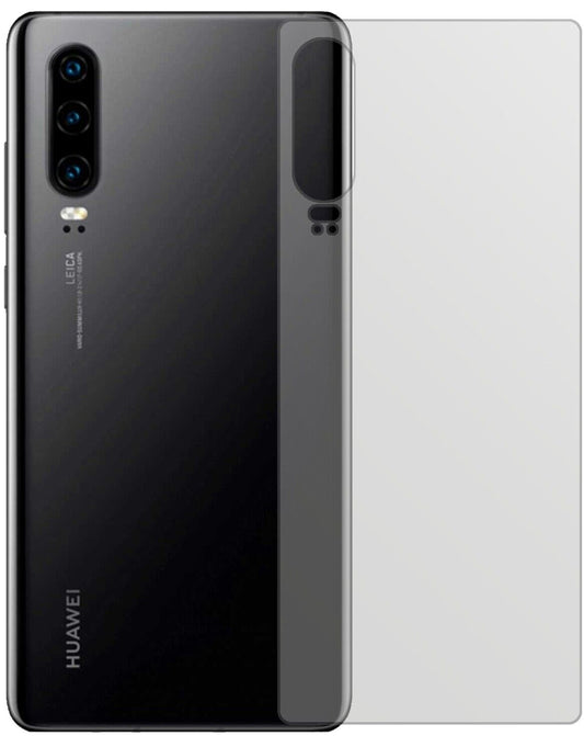 Matte Displayschutzfolie von dipos passend für Huawei P30 Rückseite, präziser Zuschnitt und blasenfrei montiert