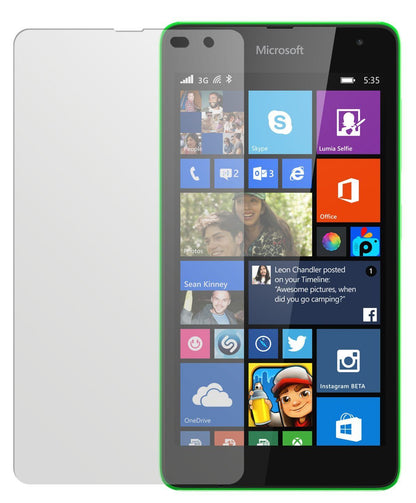 Lumia 535Nokia mit aufgebrachter dipos Displayschutzfolie, die lästige Fingerabdrücke minimiert