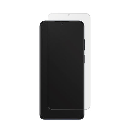MotorolaMoto E22 mit aufgebrachter dipos Displayschutzfolie, die lästige Fingerabdrücke minimiert