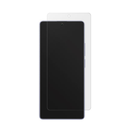 RedmiNote 13 4G mit aufgebrachter dipos Displayschutzfolie, die lästige Fingerabdrücke minimiert