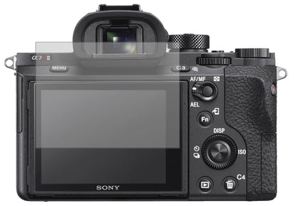 SonyAlpha 7 III mit aufgebrachter dipos Displayschutzfolie, die lästige Fingerabdrücke minimiert