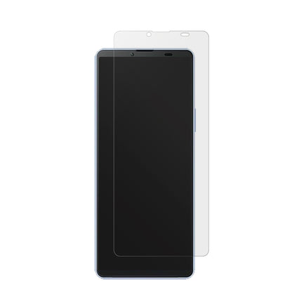 SonyXperia 10 V mit aufgebrachter dipos Displayschutzfolie, die lästige Fingerabdrücke minimiert