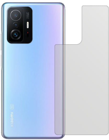 XiaomiMi 11T Rückseite mit aufgebrachter dipos Displayschutzfolie, die lästige Fingerabdrücke minimiert