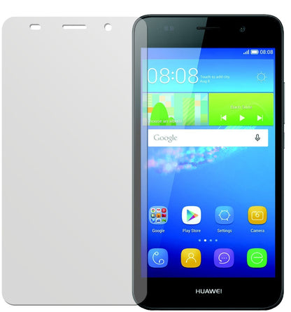 Y6Huawei mit aufgebrachter dipos Displayschutzfolie, die lästige Fingerabdrücke minimiert