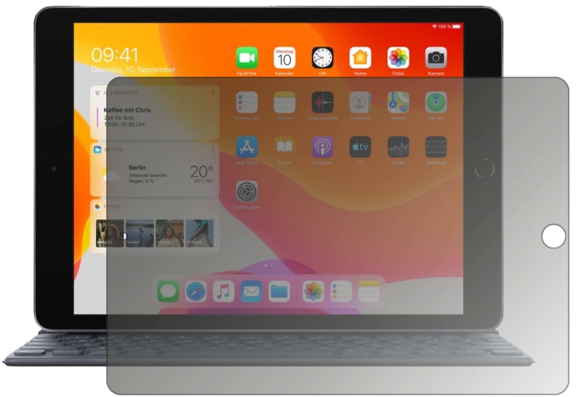 Blickschutzfolie von dipos passend für Apple iPad 10.2 Zoll (2019), präziser Zuschnitt und blasenfrei montiert
