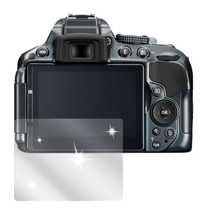 D5300Nikon mit aufgebrachter dipos Displayschutzfolie, glasklare Darstellung ohne Einschränkungen