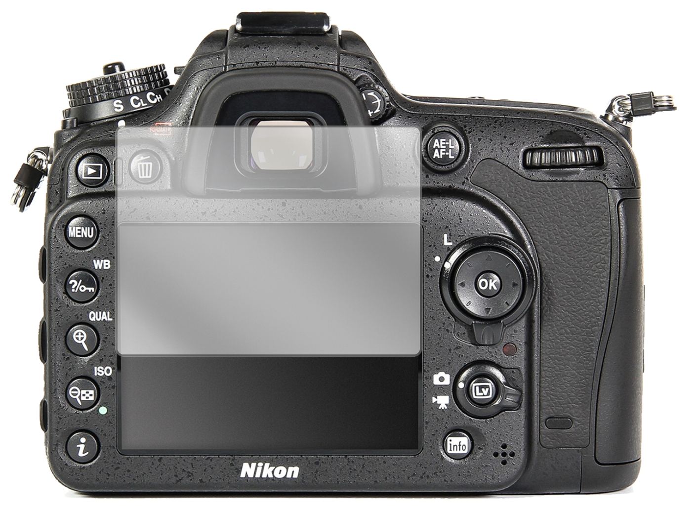 NikonD7100 mit aufgebrachter dipos Displayschutzfolie, glasklare Darstellung ohne Einschränkungen