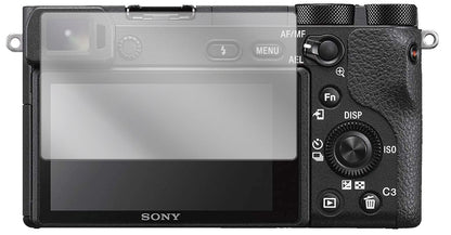 SonyAlpha 6600 mit aufgebrachter dipos Displayschutzfolie, glasklare Darstellung ohne Einschränkungen