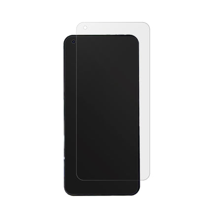 NothingPhone (1) mit aufgebrachter dipos Displayschutzfolie, die lästige Fingerabdrücke minimiert