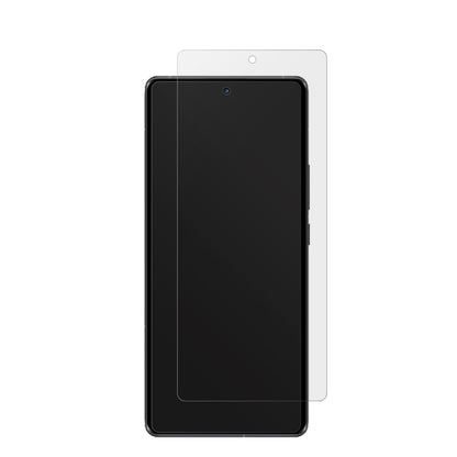 VIVOiQOO 10 Pro mit aufgebrachter dipos Displayschutzfolie, die lästige Fingerabdrücke minimiert
