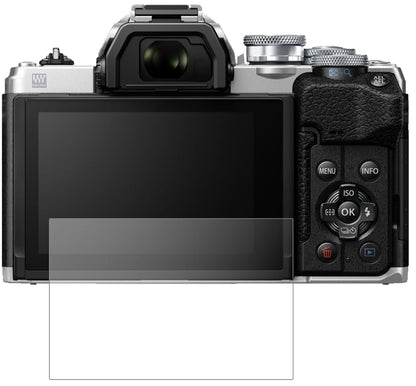 OlympusOM-D E-M10 Mark IV mit aufgebrachter dipos Panzerfolie, die lästige Fingerabdrücke minimiert