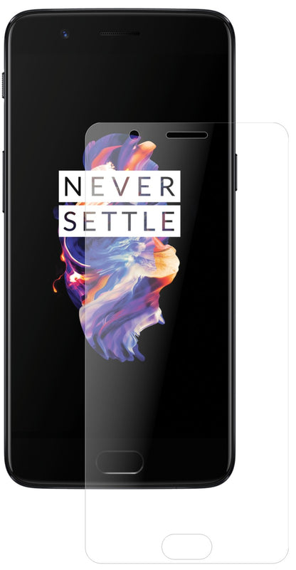 OnePlus5 mit aufgebrachter dipos Panzerfolie, die lästige Fingerabdrücke minimiert