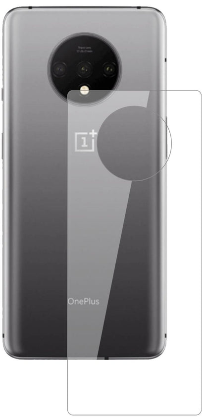 OnePlus7T Rückseite mit aufgebrachter dipos Flex Schutzfolie, glasklare Darstellung ohne Einschränkungen