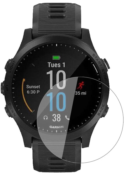Klare Displayschutzfolie von dipos passend für Garmin Forerunner 945, 9H kratzfest und blasenfrei montiert